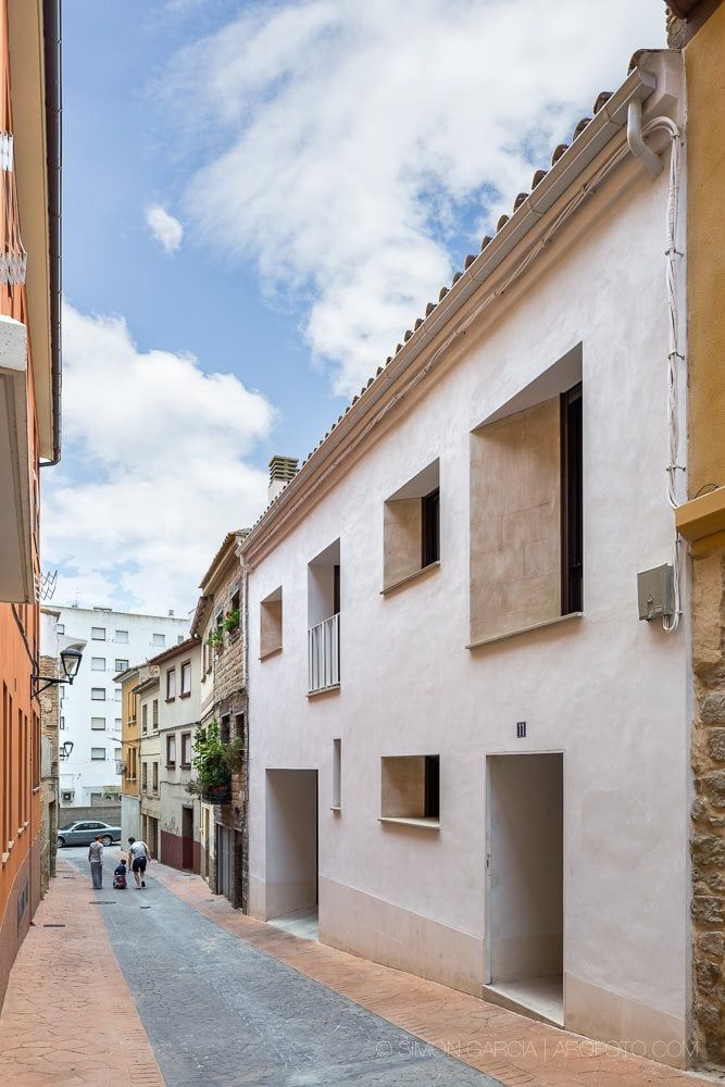 Rehabilitación de fachadas completado en Esplugues de Llobregat